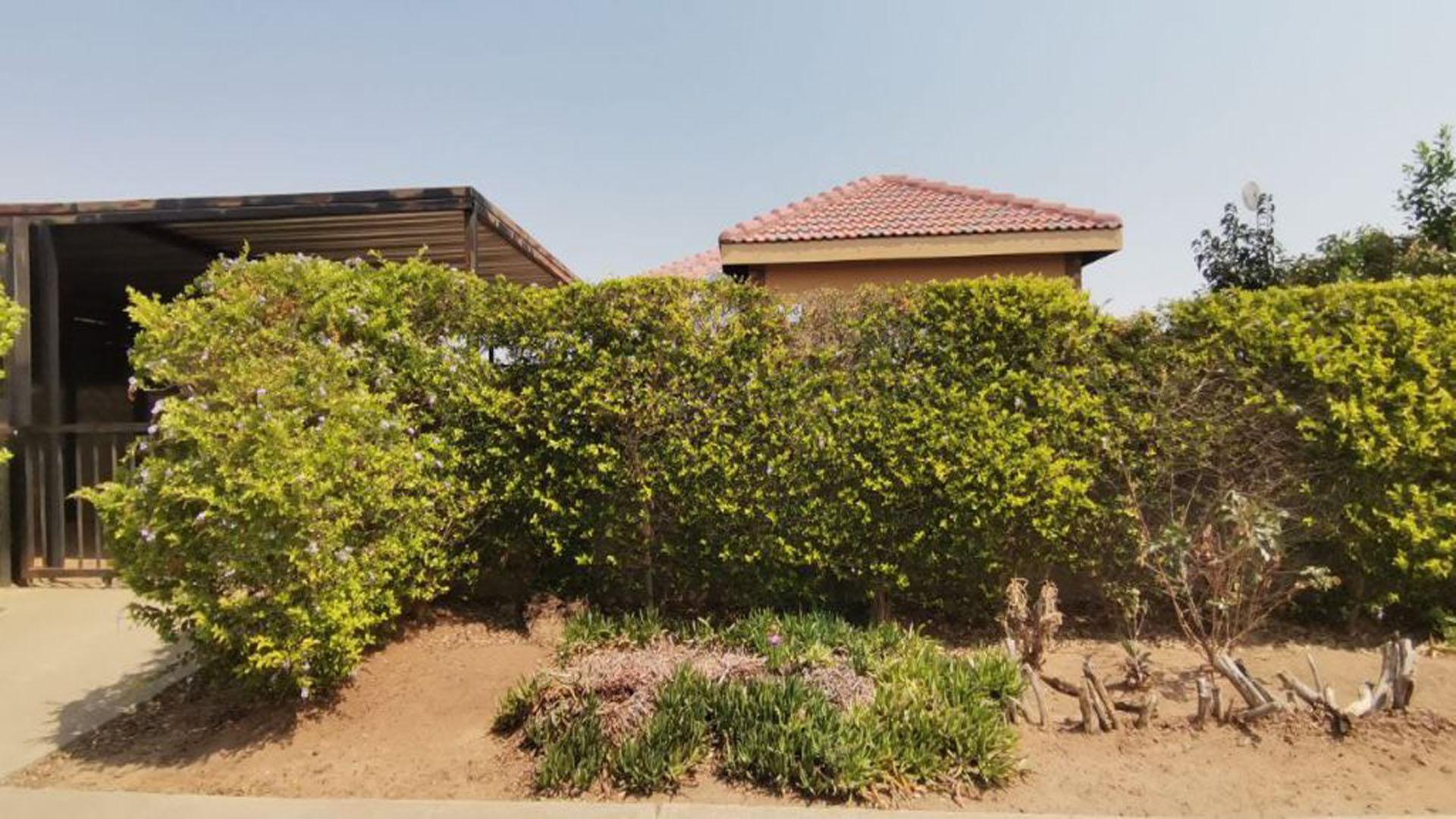 Front View of property in Mogwase
