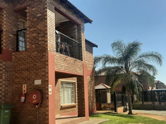 3 Bedroom Apartment for Sale For Sale in Waterval East - MR615365