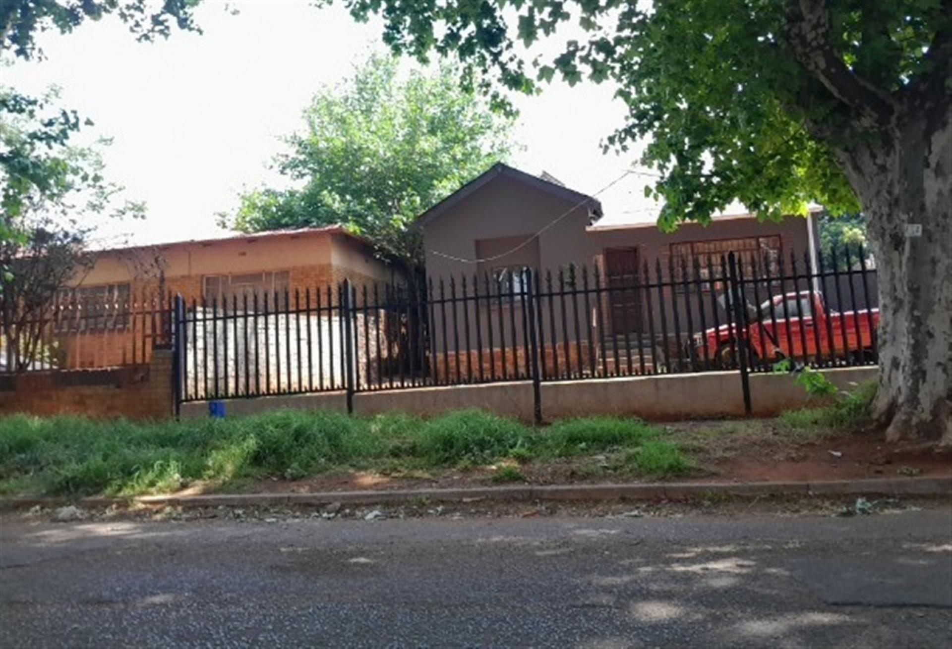 Front View of property in Malvern