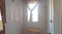 Main Bathroom - 10 square meters of property in Brenthurst