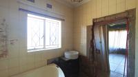 Main Bathroom - 10 square meters of property in Brenthurst