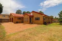 6 Bedroom 3 Bathroom House for Sale for sale in Lenasia South