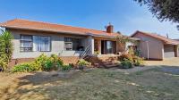 3 Bedroom 2 Bathroom House for Sale for sale in Buurendal 