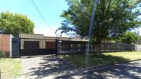 6 Bedroom 3 Bathroom House for Sale for sale in Wychwood