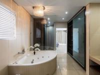  of property in Tinley Manor
