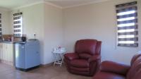 Lounges - 16 square meters of property in Watervalspruit