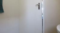 Main Bathroom - 4 square meters of property in Watervalspruit