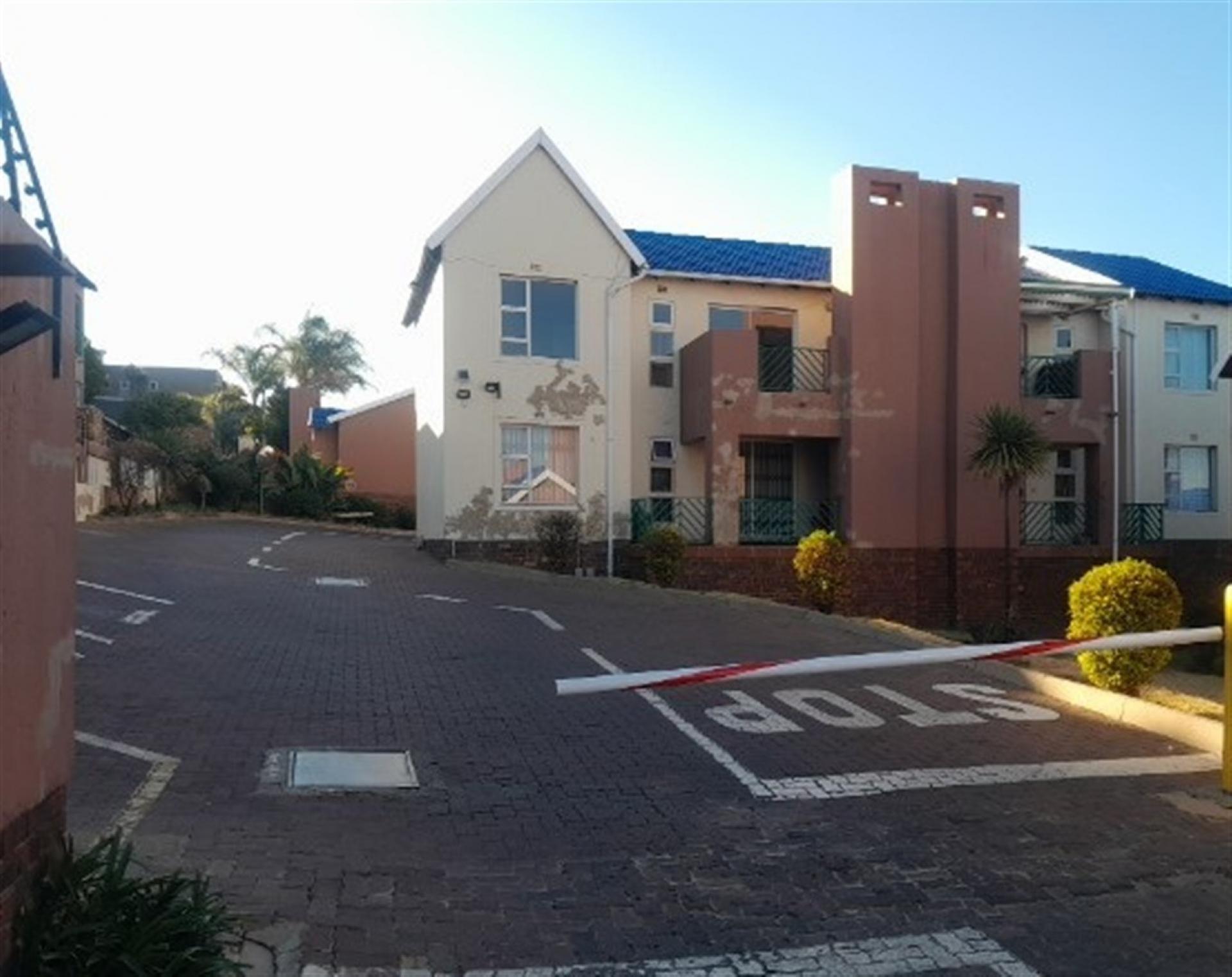 Front View of property in Winchester Hills