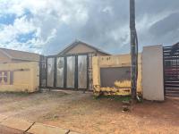 Front View of property in Protea Glen