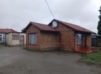 Front View of property in Boitekong