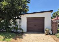 Front View of property in Leeudoringstad