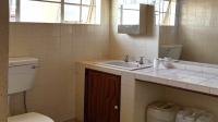 Bathroom 1 of property in Primrose