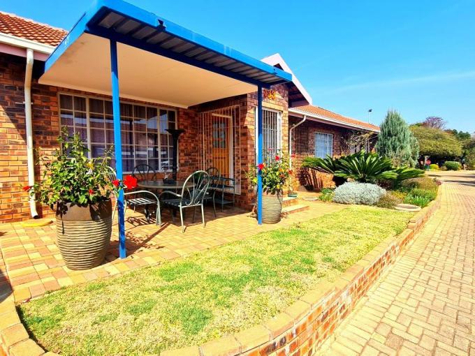 2 Bedroom House for Sale For Sale in Polokwane - MR615823