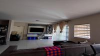 Lounges of property in Pomona