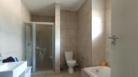 Main Bathroom - 7 square meters of property in Broadacres