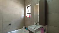 Bathroom 1 - 6 square meters of property in Broadacres