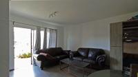Lounges - 14 square meters of property in Broadacres