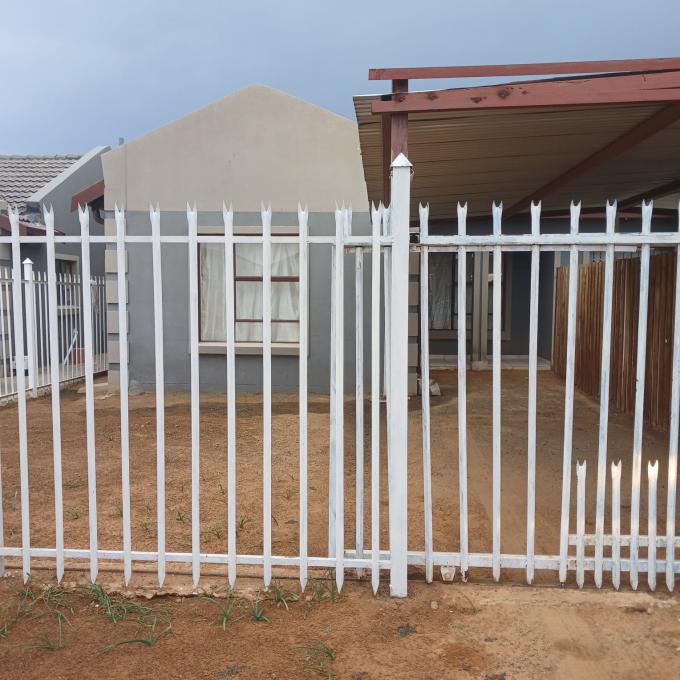 3 Bedroom Apartment to Rent in Bloemfontein - Property to rent - MR615967