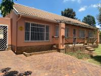 3 Bedroom 2 Bathroom House for Sale for sale in Birchleigh North