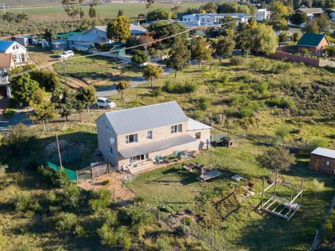 2 Bedroom House for Sale For Sale in Barrydale - MR616034