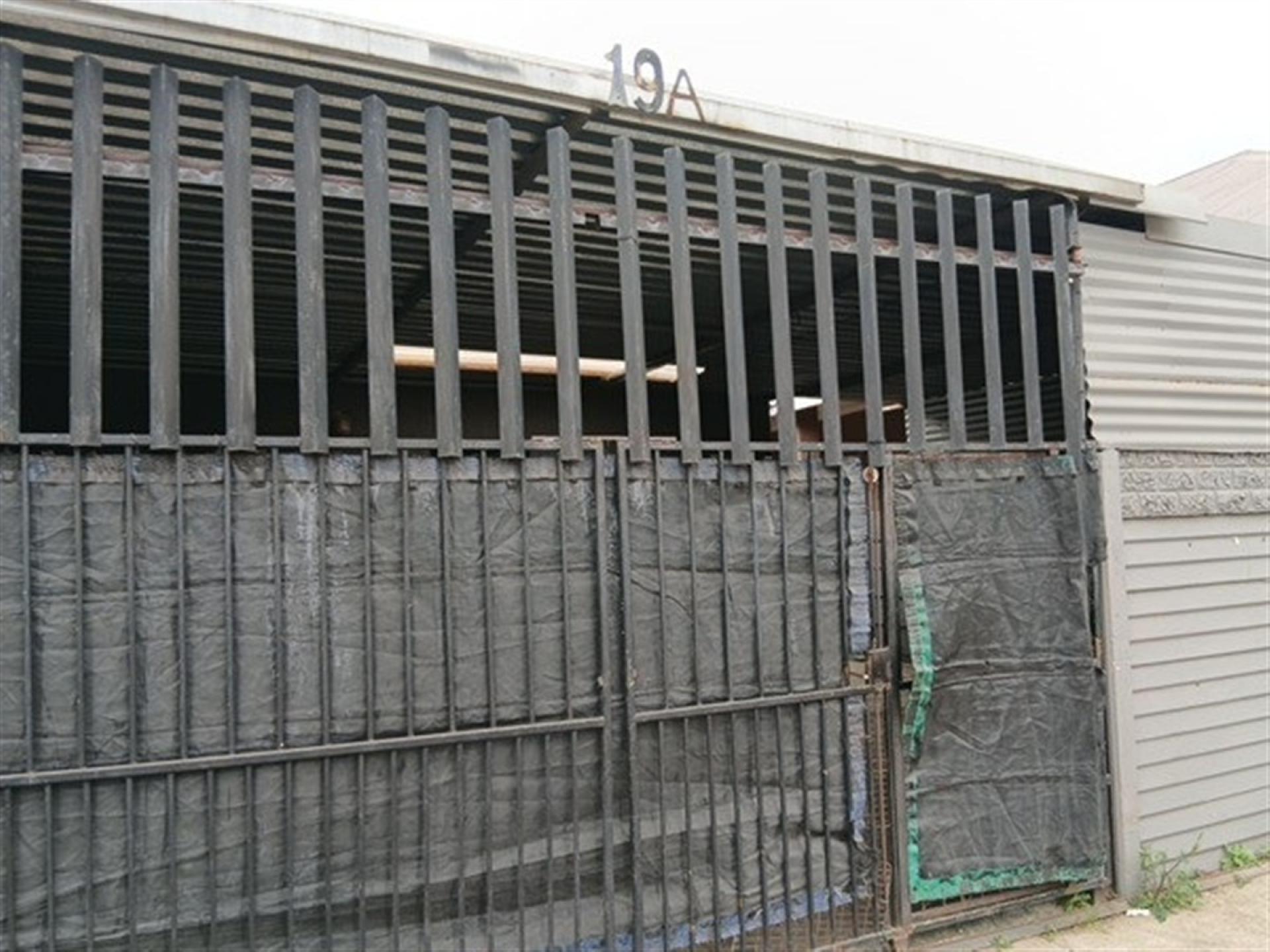 Front View of property in Geduld