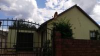 3 Bedroom 1 Bathroom House for Sale for sale in Lawley