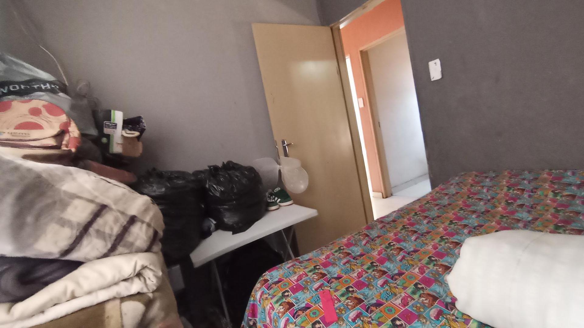 Bed Room 2 - 12 square meters of property in Soshanguve East