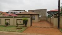 3 Bedroom 2 Bathroom House for Sale for sale in Protea Glen