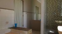 Main Bathroom - 8 square meters of property in Primrose