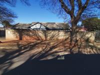 Front View of property in Casseldale