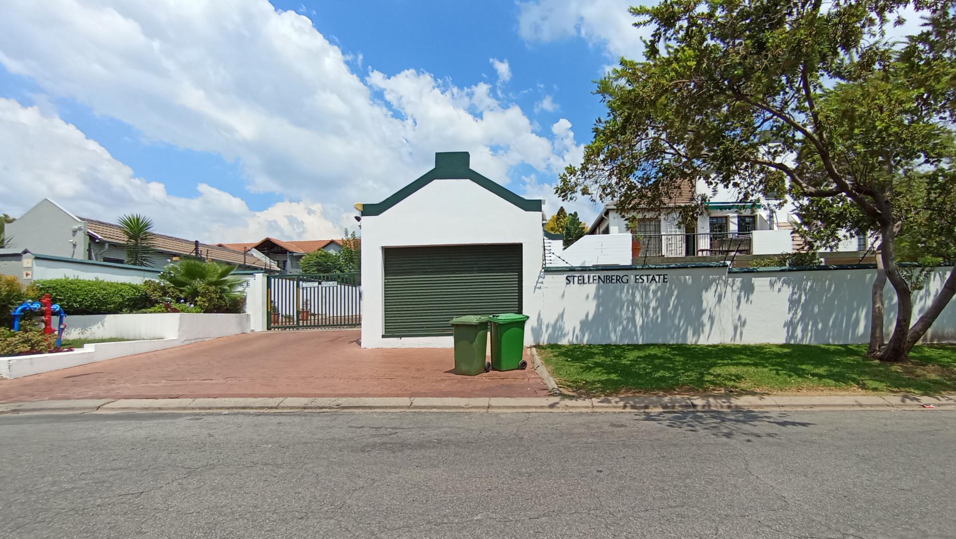 Front View of property in Bryanston