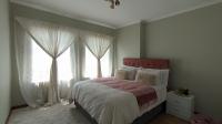 Main Bedroom - 17 square meters of property in Bryanston