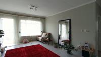 Lounges - 22 square meters of property in Bryanston