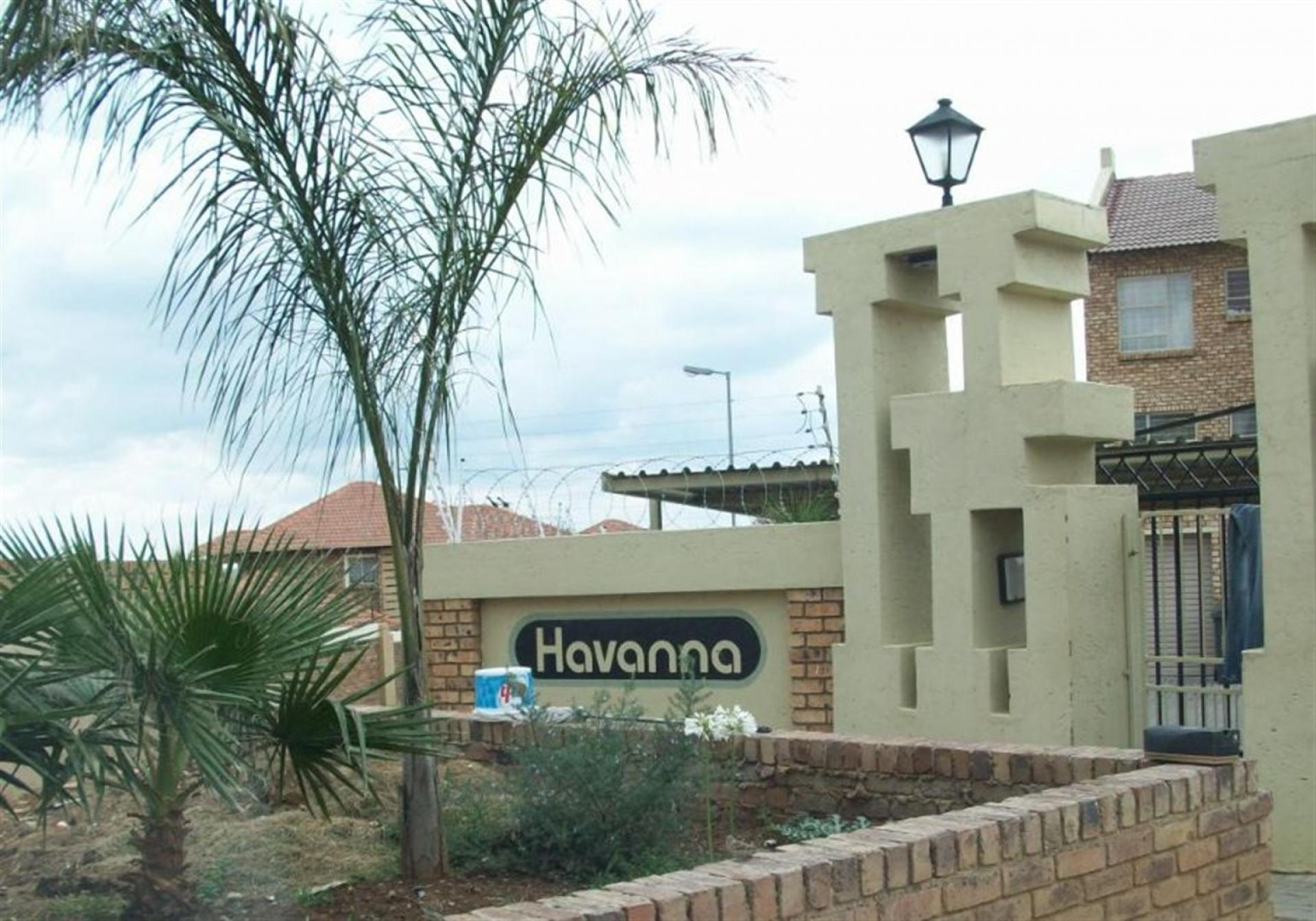 Front View of property in Celtisdal