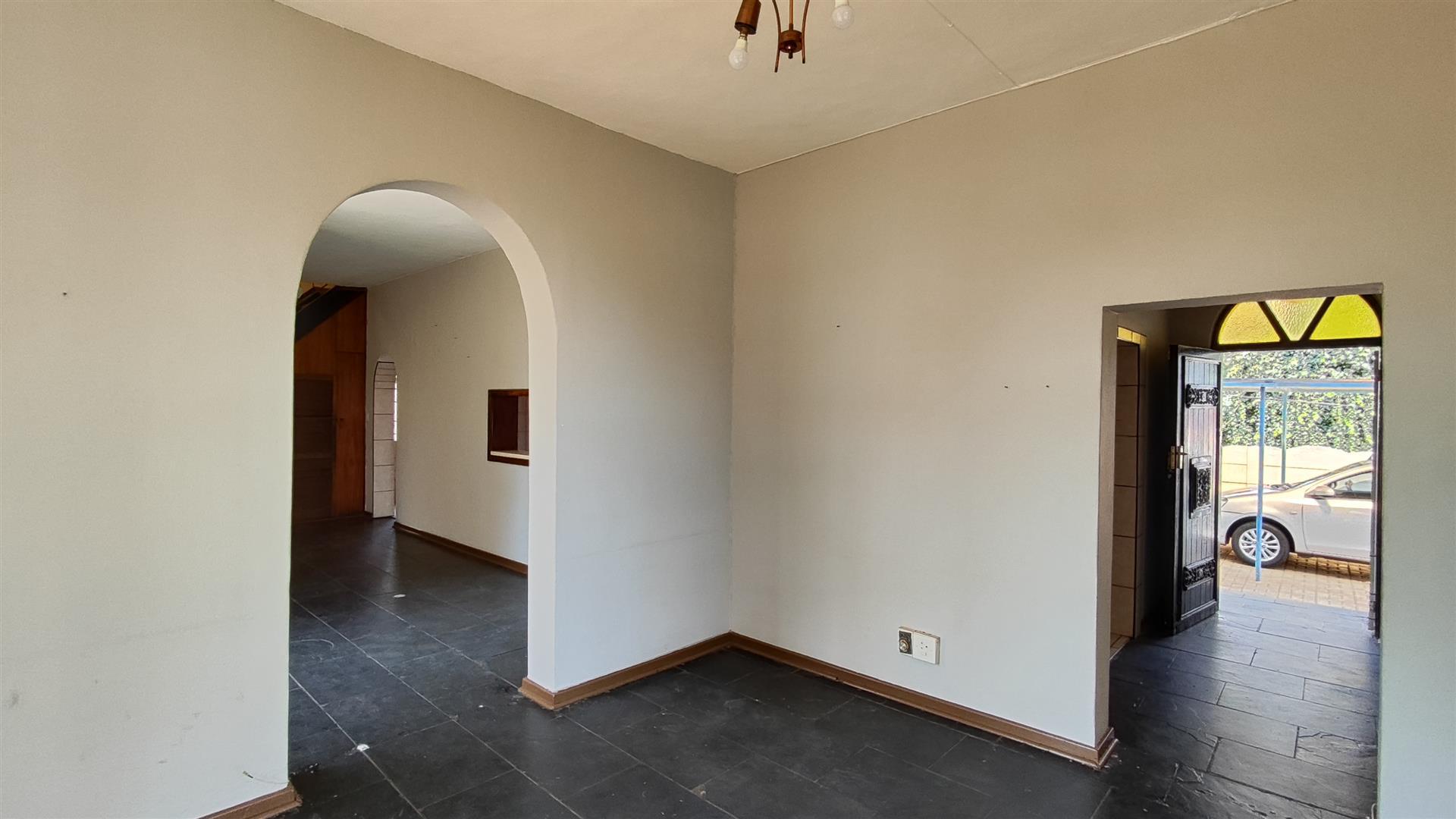 Spaces - 38 square meters of property in Hazeldene