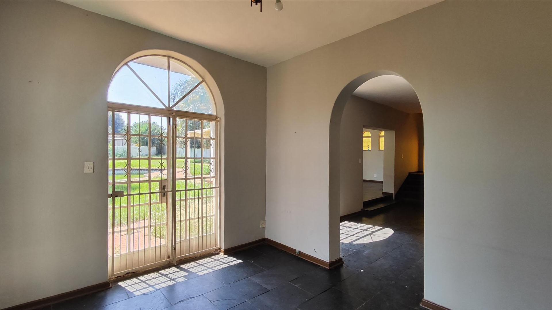 Spaces - 38 square meters of property in Hazeldene