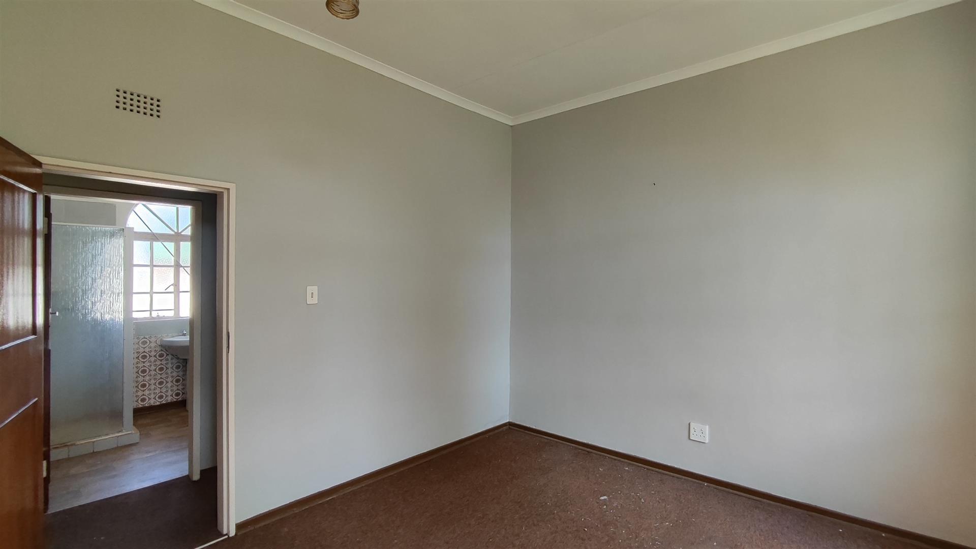 Bed Room 1 - 18 square meters of property in Hazeldene