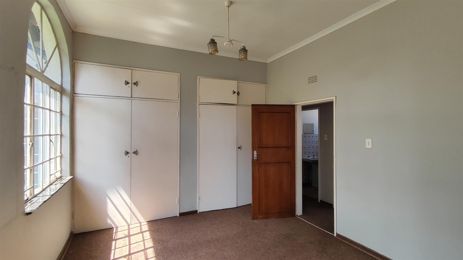 Bed Room 1 - 18 square meters of property in Hazeldene
