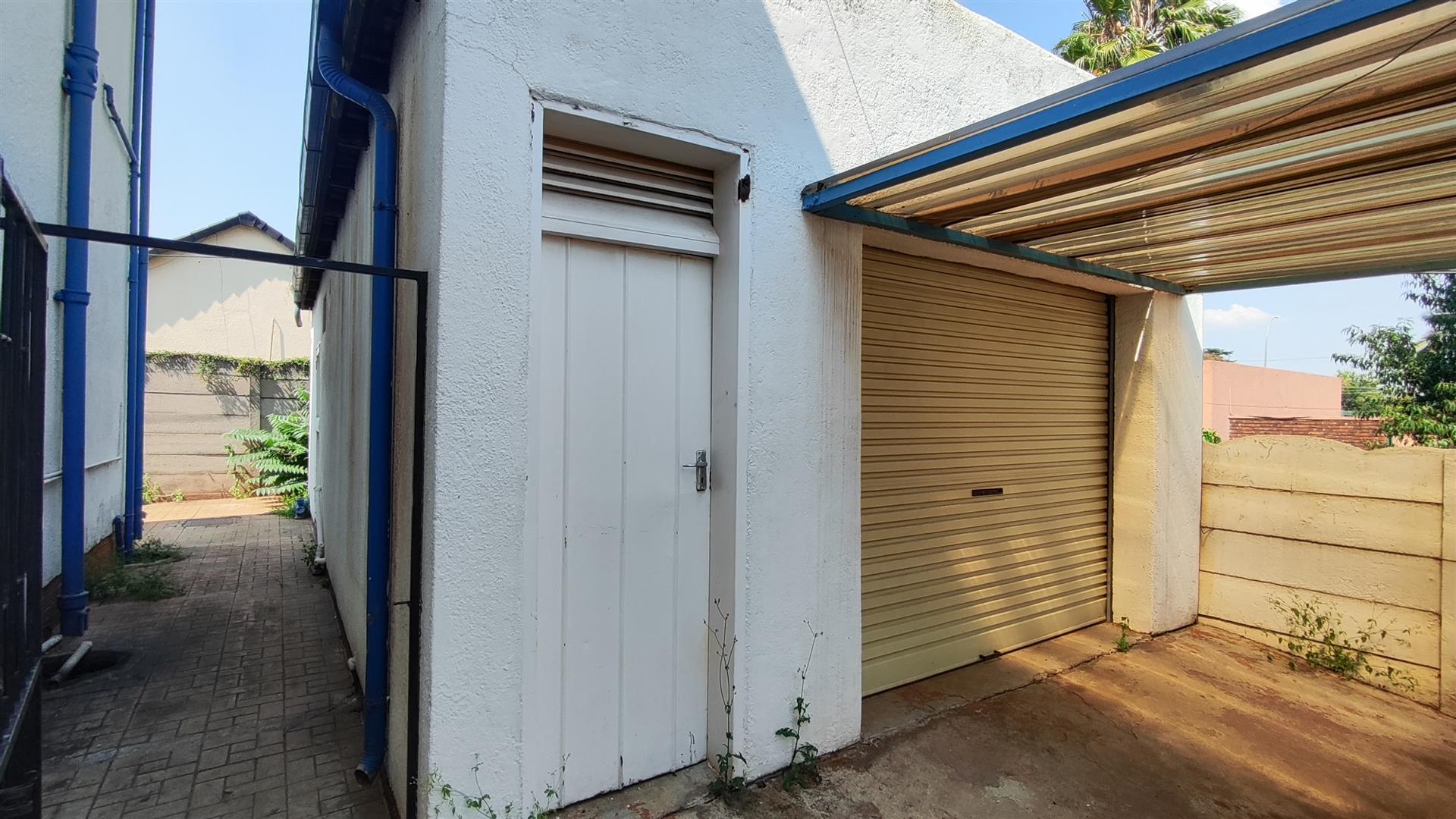 Front View of property in Hazeldene