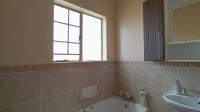Bathroom 1 - 5 square meters of property in Mooikloof Ridge