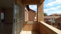 Balcony - 4 square meters of property in Mooikloof Ridge