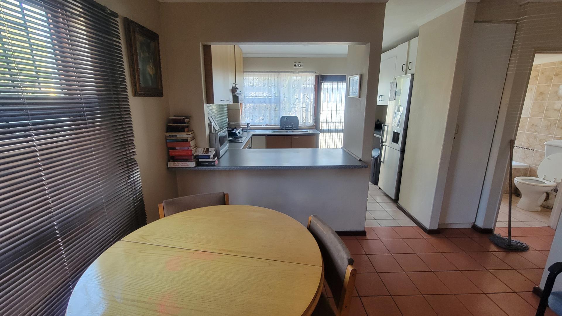 Dining Room of property in Highbury