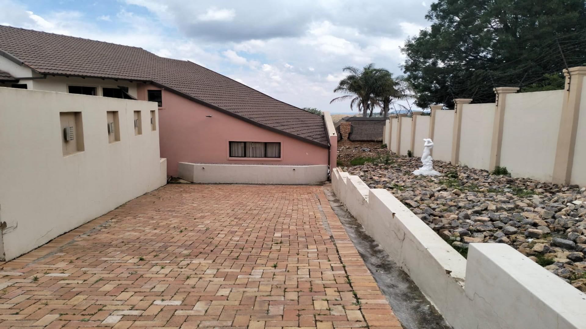 Backyard of property in Horison