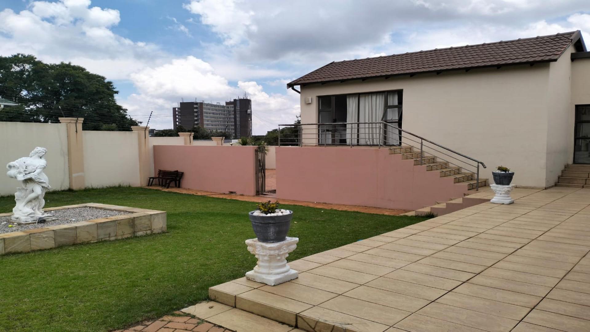 Backyard of property in Horison