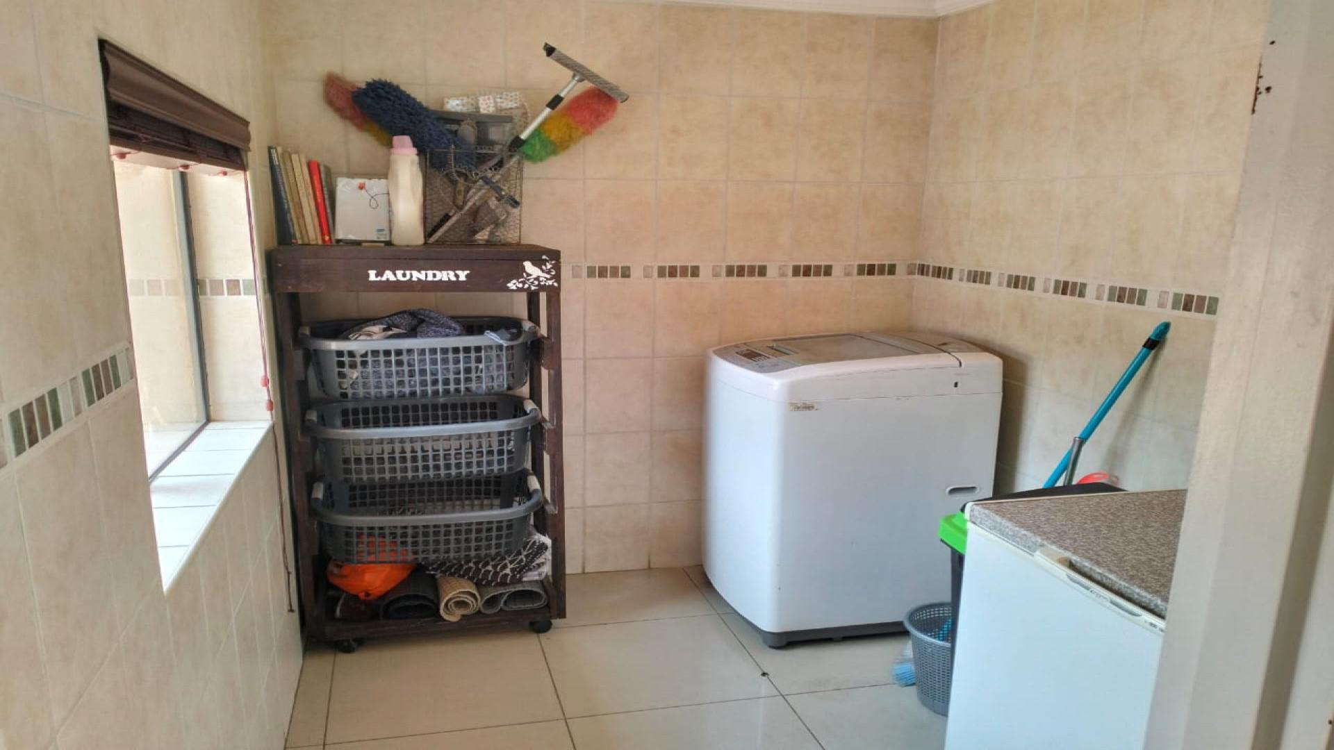 Laundry Room  of property in Horison