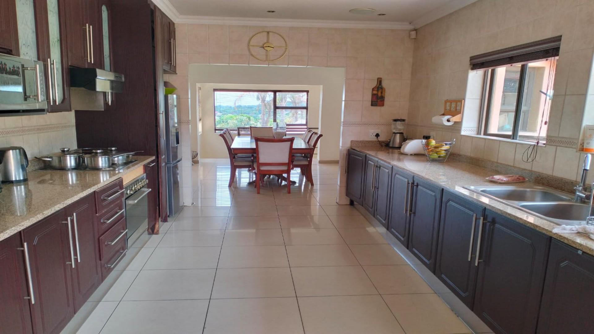Kitchen of property in Horison