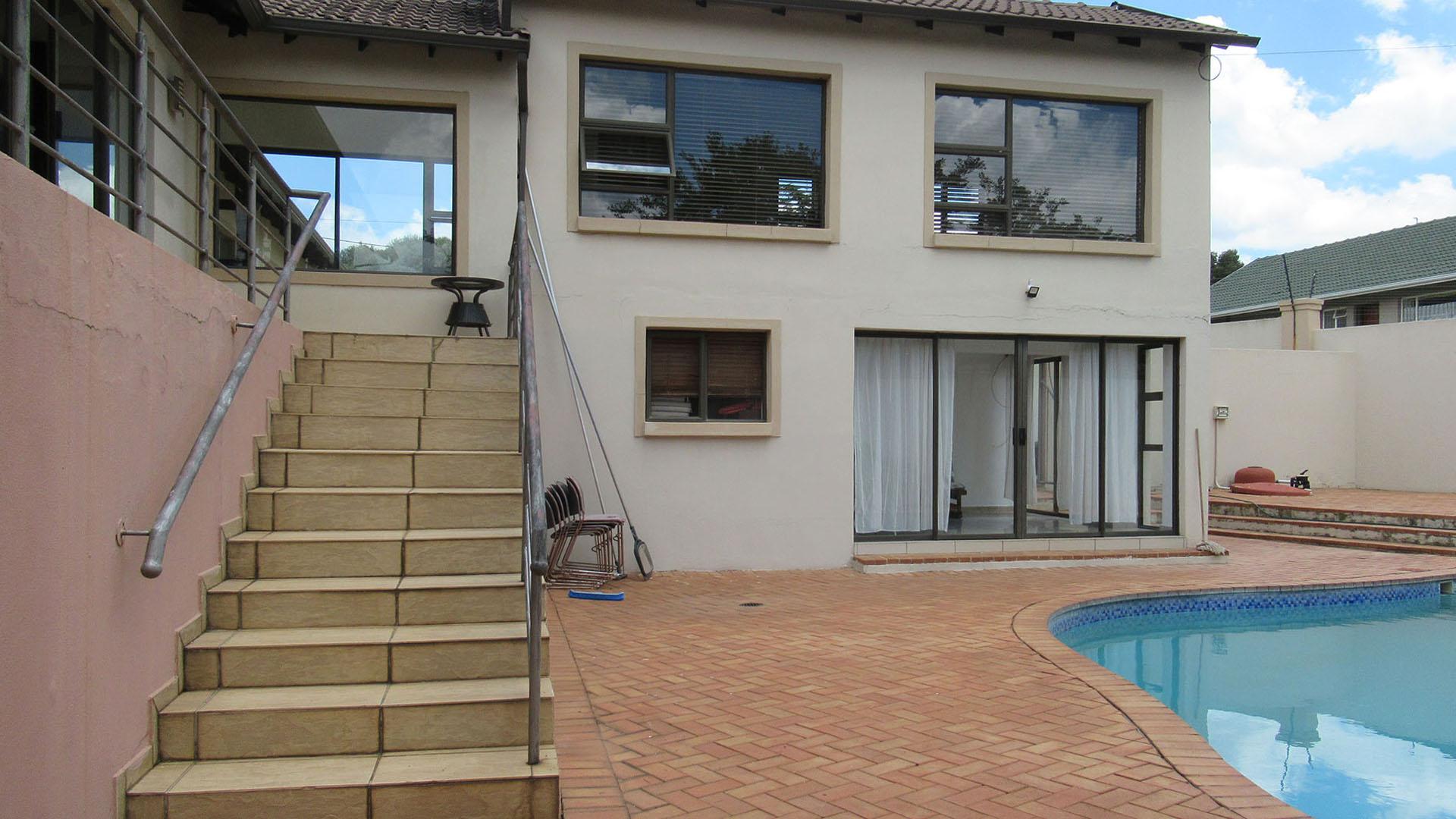 Backyard of property in Horison