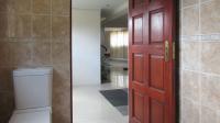 Bathroom 2 - 5 square meters of property in Horison