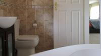 Main Bathroom - 5 square meters of property in Horison