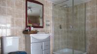 Bathroom 3+ - 11 square meters of property in Horison